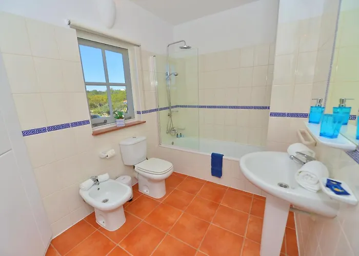 Monte Pardal W/ Heated Pool In Natural Park Villa *