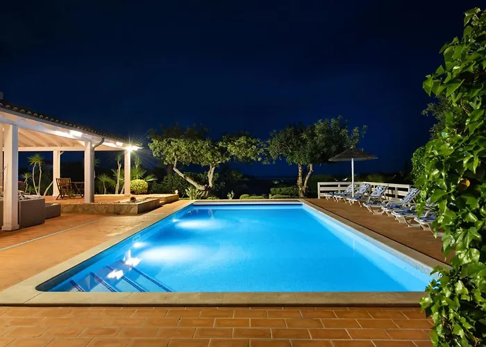 Monte Pardal W/ Heated Pool In Natural Park Villa *