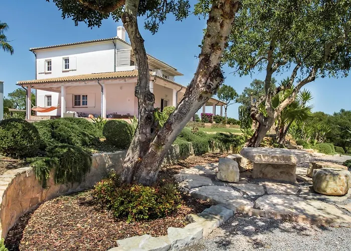 Monte Pardal W/ Heated Pool In Natural Park Villa